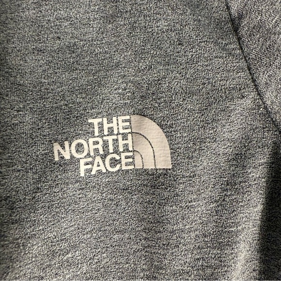 The North Face Women’s Workout Tee Knotted Twist Back XS Grey - Picture 4 of 8
